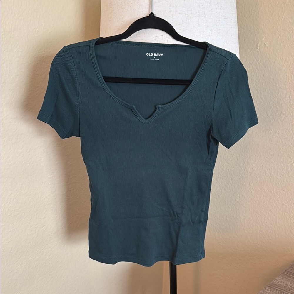 Old Navy Green Fitted Crop T-Shirt